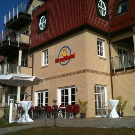 Strandhotel Grömitz Екстериор снимка