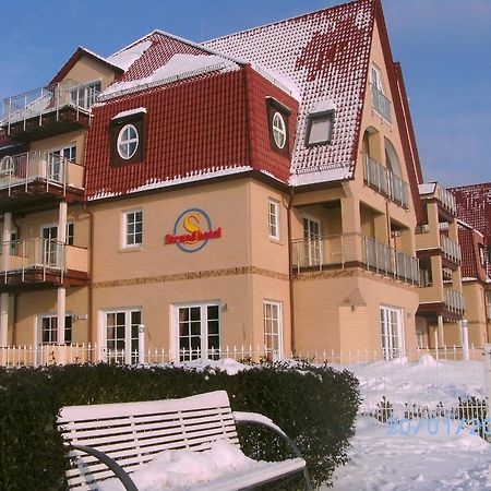 Strandhotel Grömitz Екстериор снимка